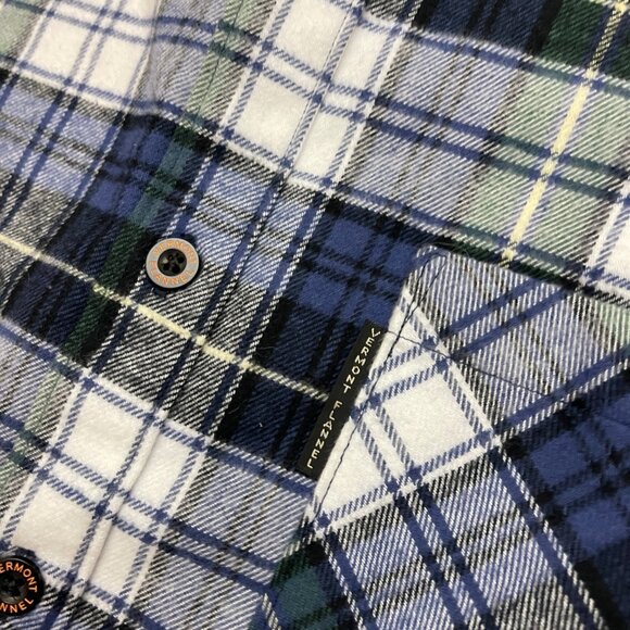 The Vermont Flannel Co Shirt Men Small Blue Plaid Cotton Button Down NWT - Picture 8 of 11